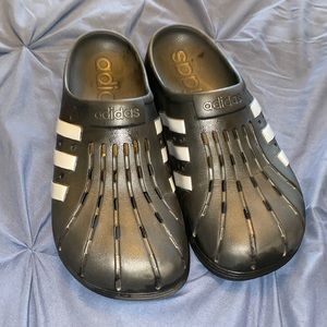 Like new Adidas Unisex Clogs